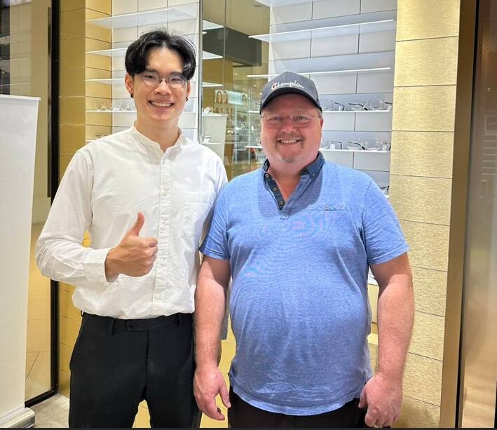 Happy visitor from Europe
